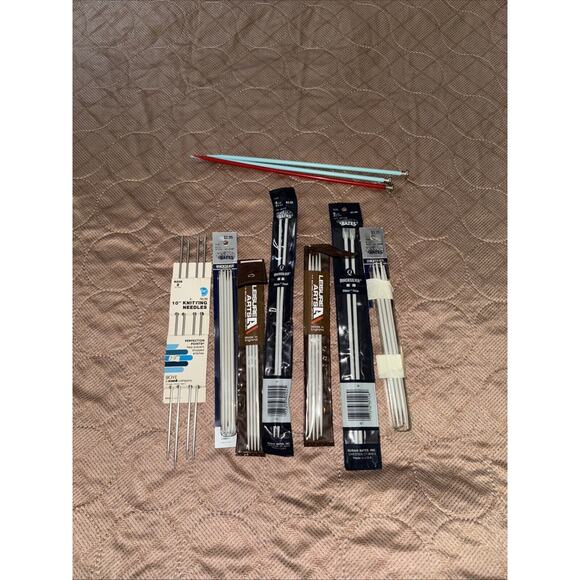 Knitting Needles Lot Different Colors And Sizes 2 4 5 6 Plastic Metal Most New - Picture 1 of 10